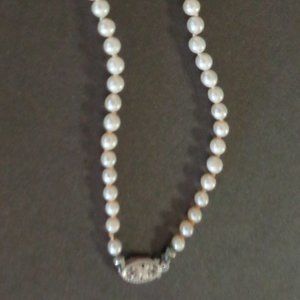 Vintage Graduating Pearl Necklace